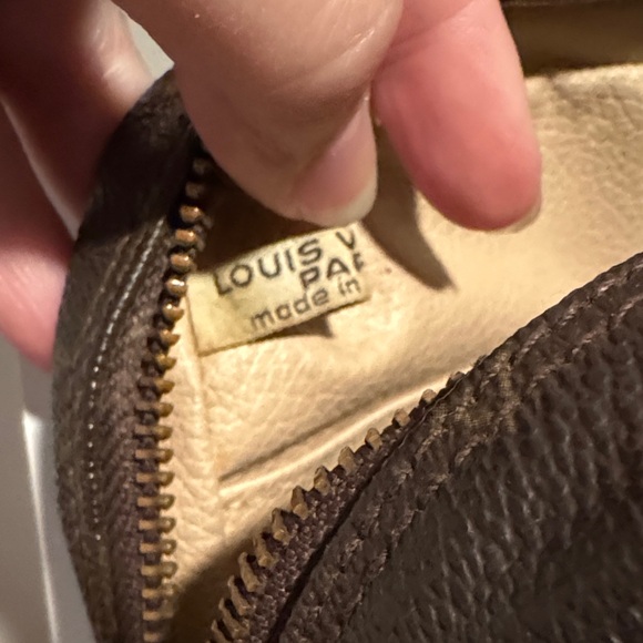 Louis Vuitton Trousse 23 Toiletry Pouch Monogram Vintage - Picture 8 of 13